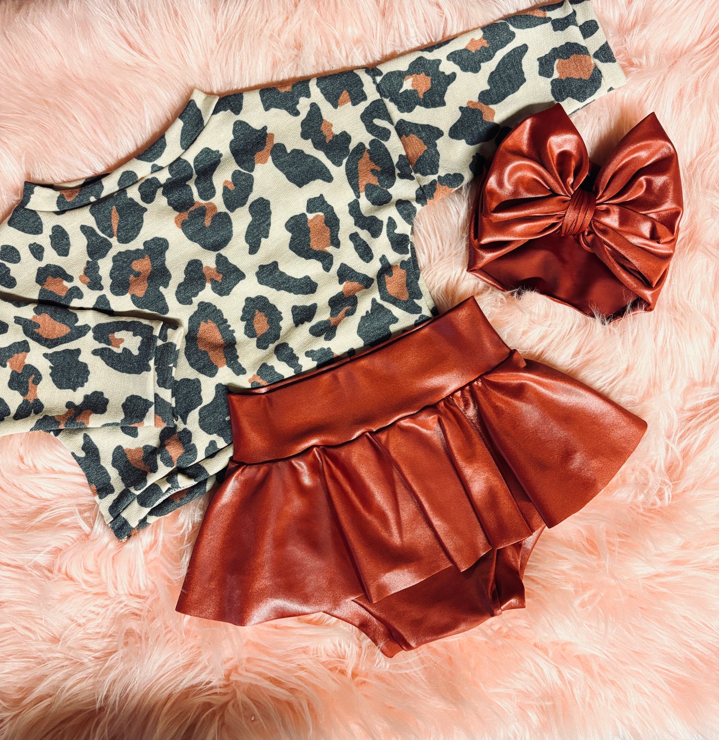 Leopard ruby set