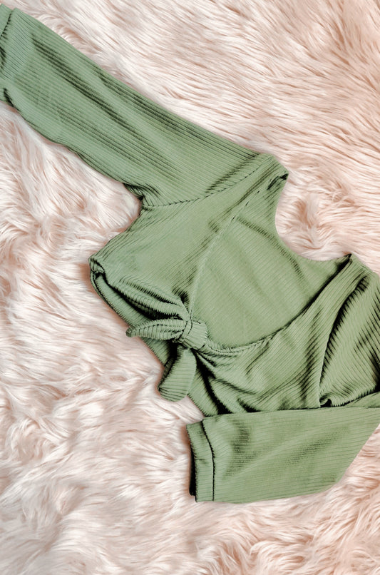 Tie top sleeve top
