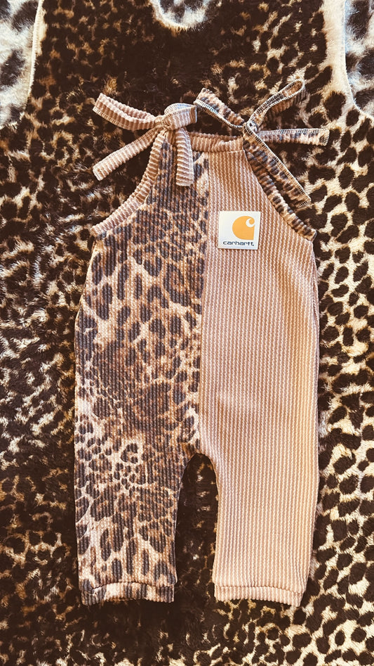 Tan  & leopard