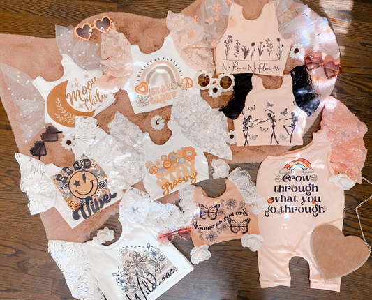 Style bundles  (please mention size/ theme in notes) ( will add bow freebies as well!)sale