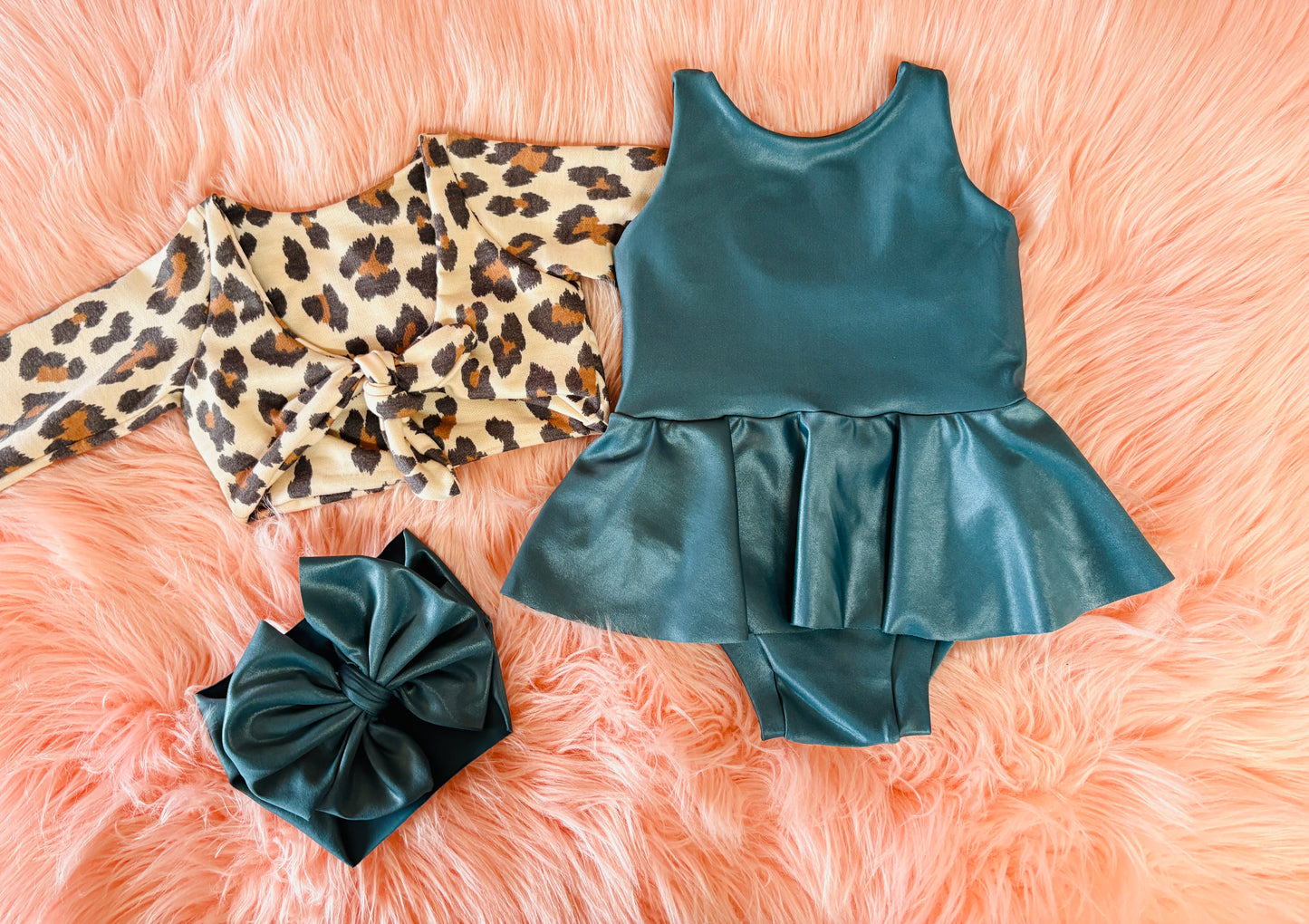 Leopard teal  set