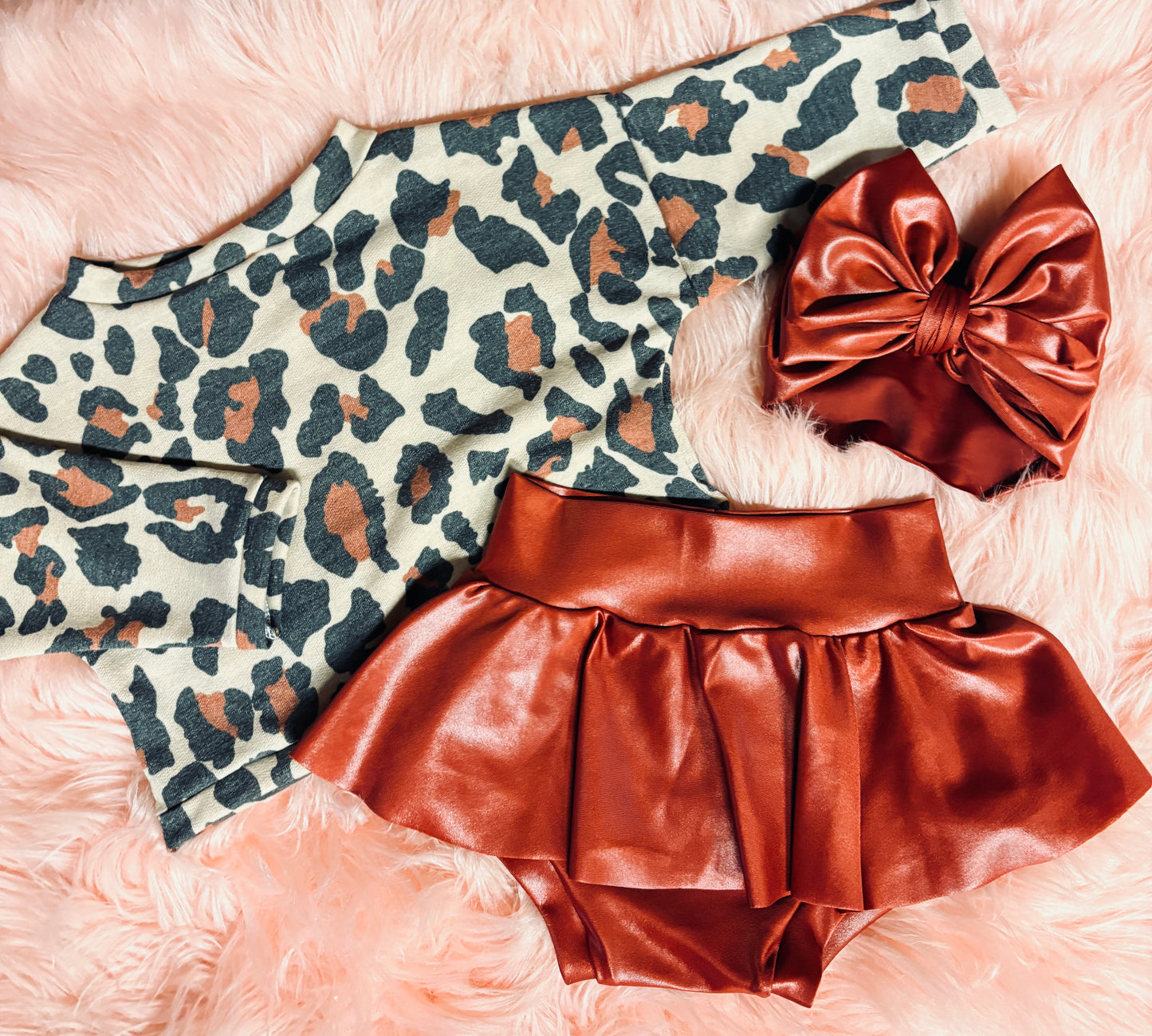 Leopard ruby set