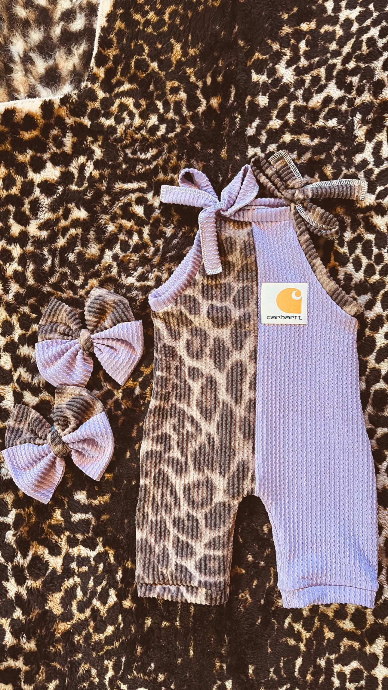 Lilac & leopard
