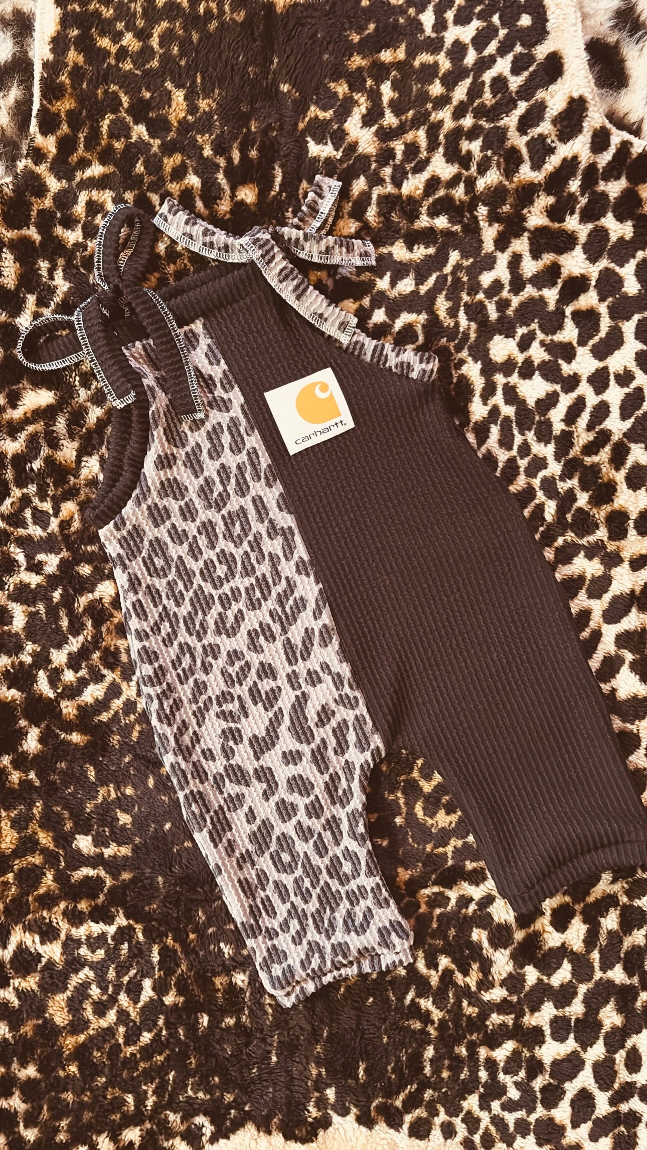 Black & leopard