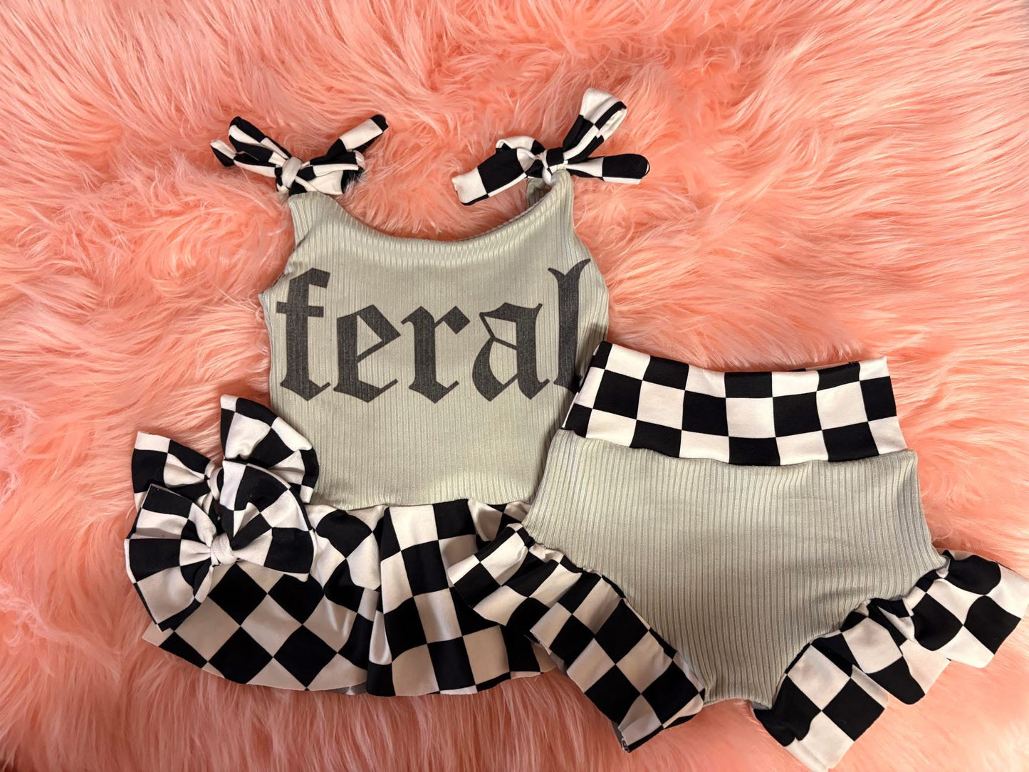 Feral set